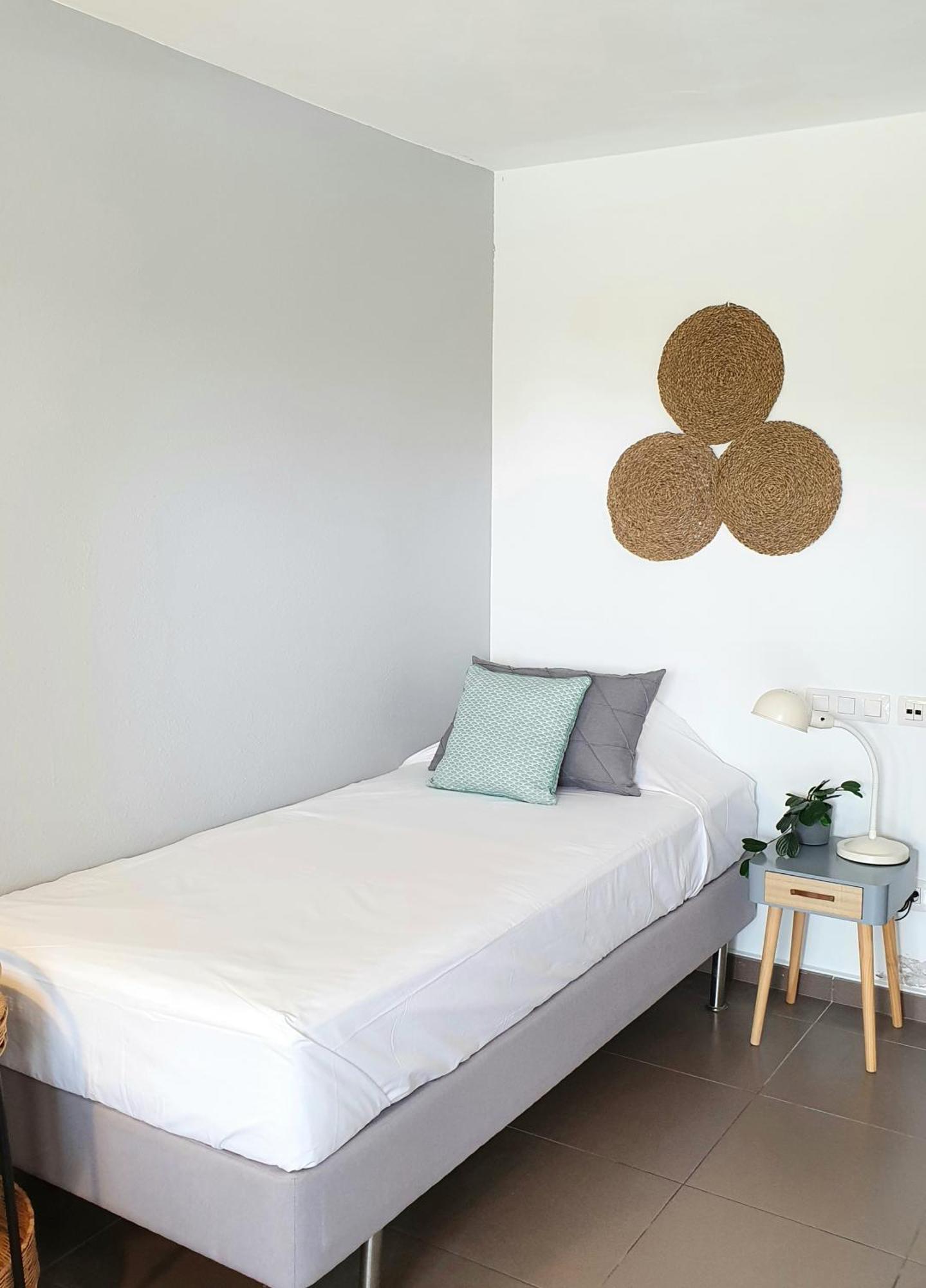 Standard Single Room,1207574296:JPEG
